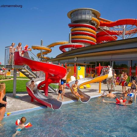 Familien Chalet Mit Direktem Bademantelgang Zur Therme Lutzmannsburg Exterior foto
